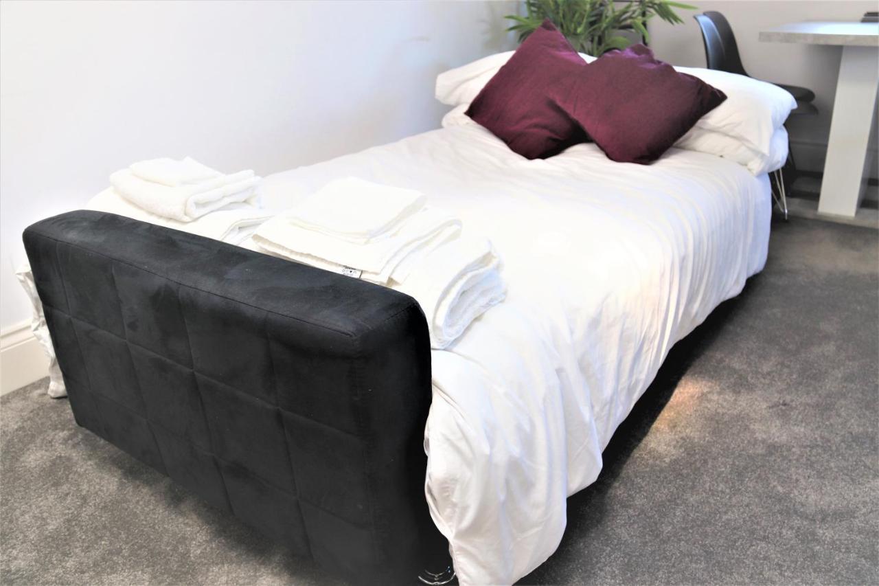 Hampton Court - The Kings Rest Apartment Molesey Luaran gambar