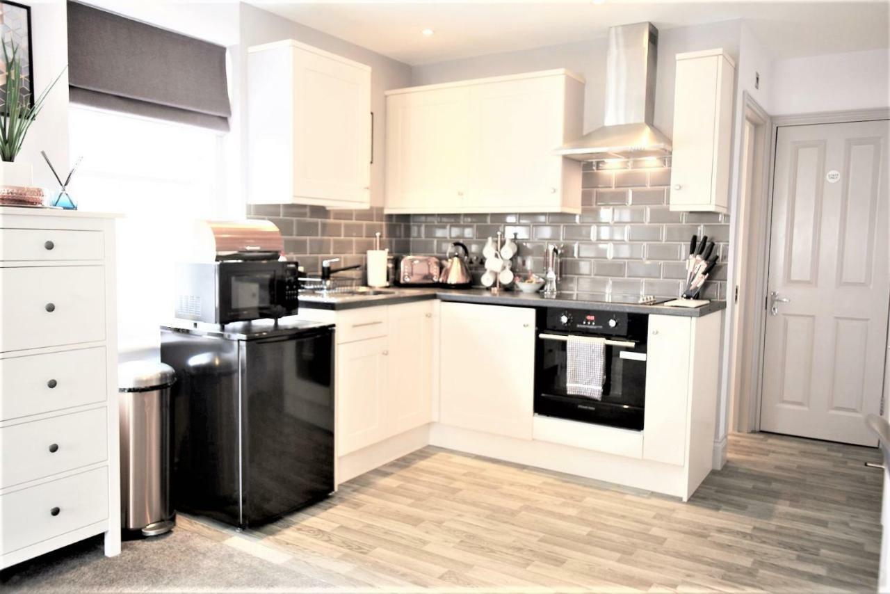 Hampton Court - The Kings Rest Apartment Molesey Luaran gambar